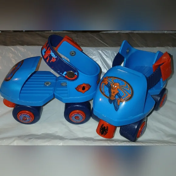 Pre-loved Spider-Man Blue & Red Shoe Roller Skates - Picture 3 of 7
